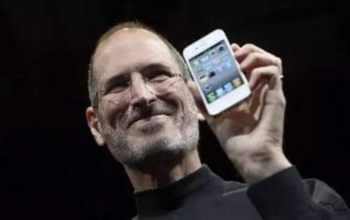 iphone 4 and jobs